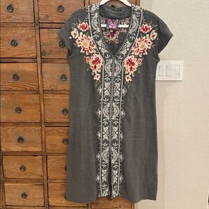 Johnny Was Charcoal Gray Linen Dress, Size XS. EUC!